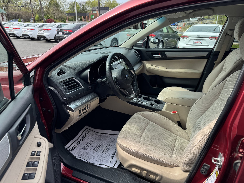 Used 2018 Subaru Outback 2.5i Premium AWD/4WD image 8
