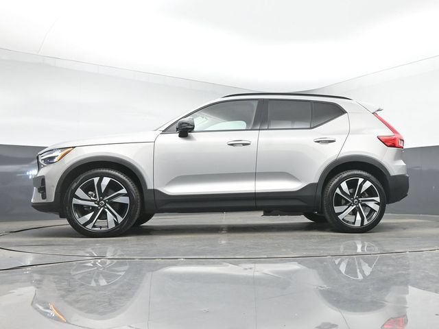 Used 2023 Volvo XC40 B5 Ultimate w/ Protection Package Premier AWD/4WD image 41