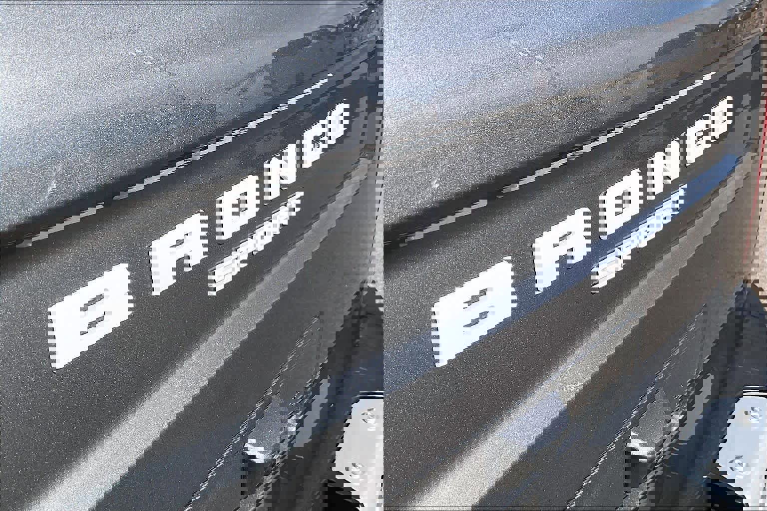 Used 2025 Ford Bronco Sport Outer Banks w/ Sasquatch Outer Banks Package image 9