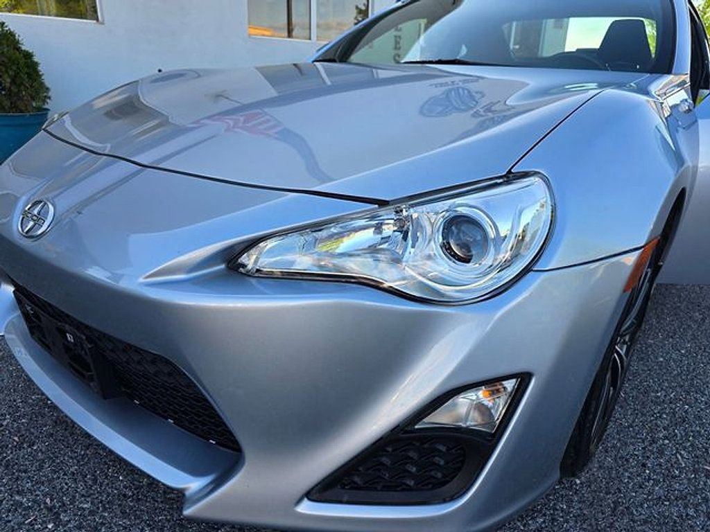Used 2015 Scion FR-S image 17