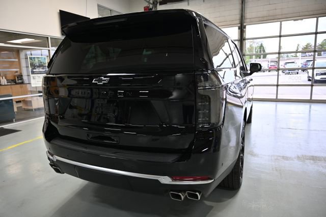 New 2026 Chevrolet Suburban High Country AWD/4WD image 5