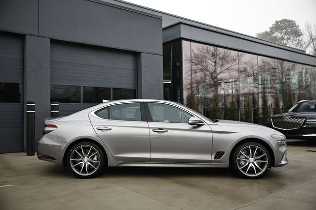 New 2026 Genesis G70 2.5T Prestige image 4