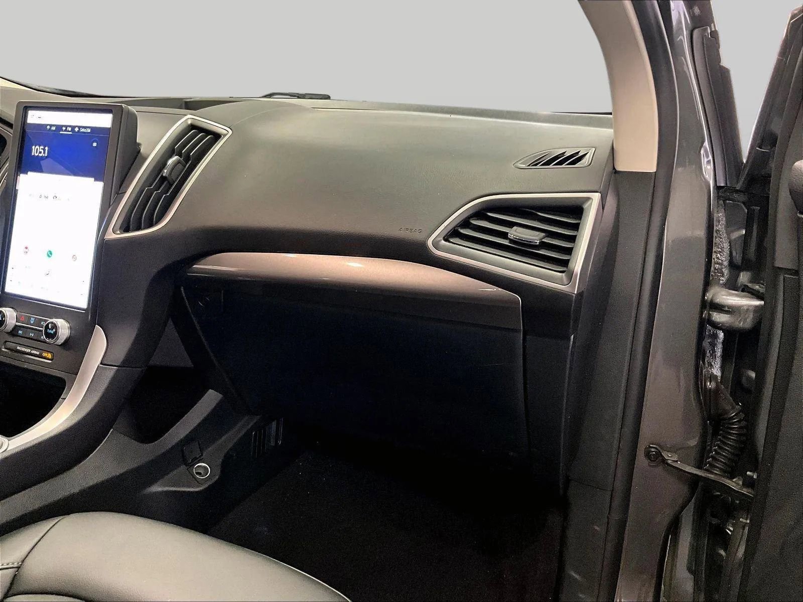 Certified 2024 Ford Edge SEL w/ Convenience Package AWD/4WD image 15