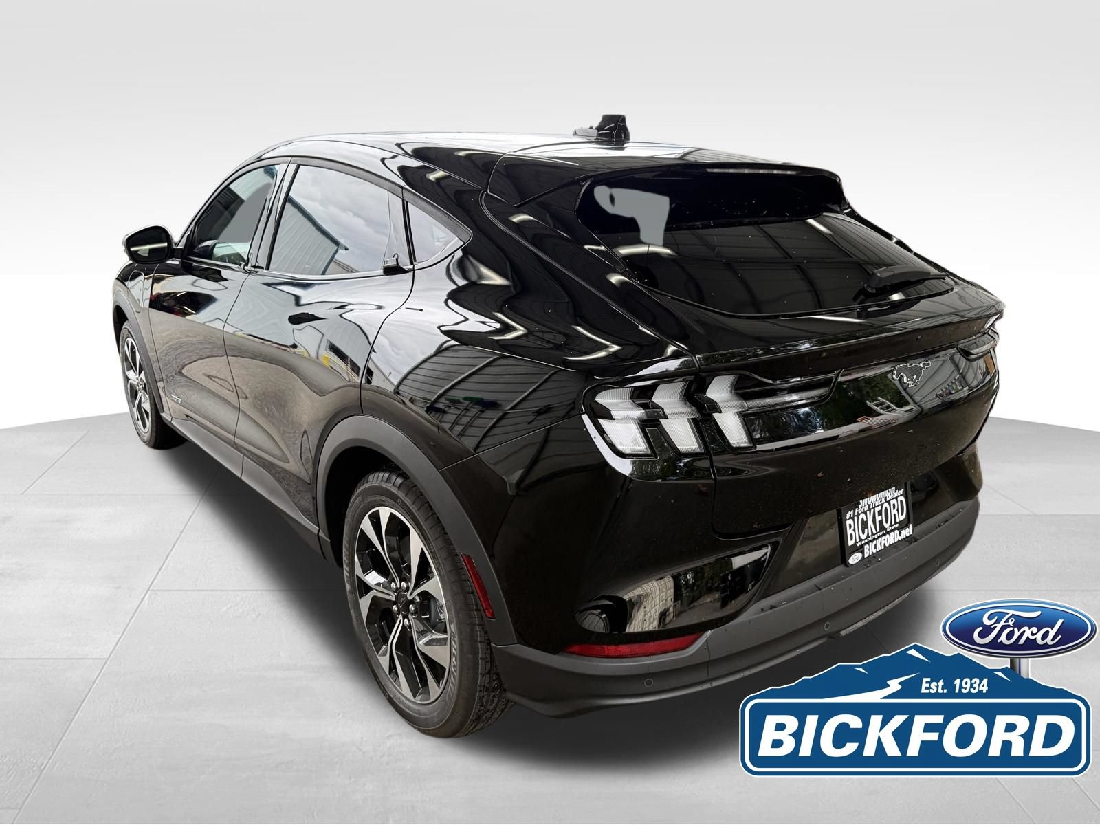 New 2026 Ford Mustang Mach-E Select RWD image 8