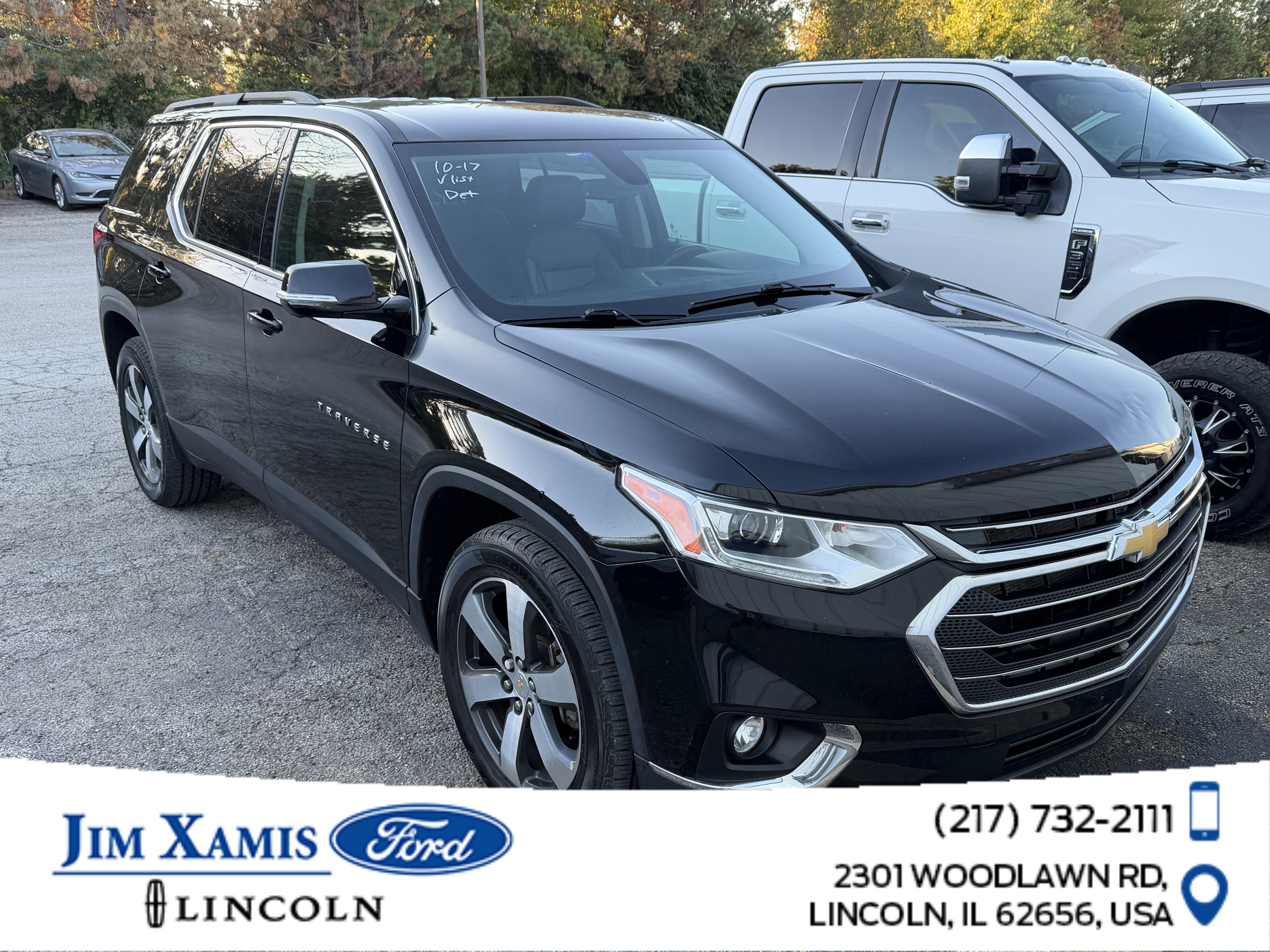 Used 2020 Chevrolet Traverse LT w/ LT Premium Package AWD/4WD image 1