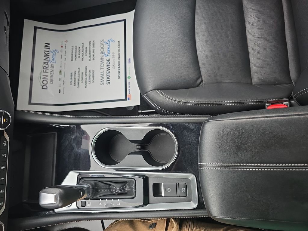 Used 2020 Nissan Altima 2.0 Platinum FWD image 26