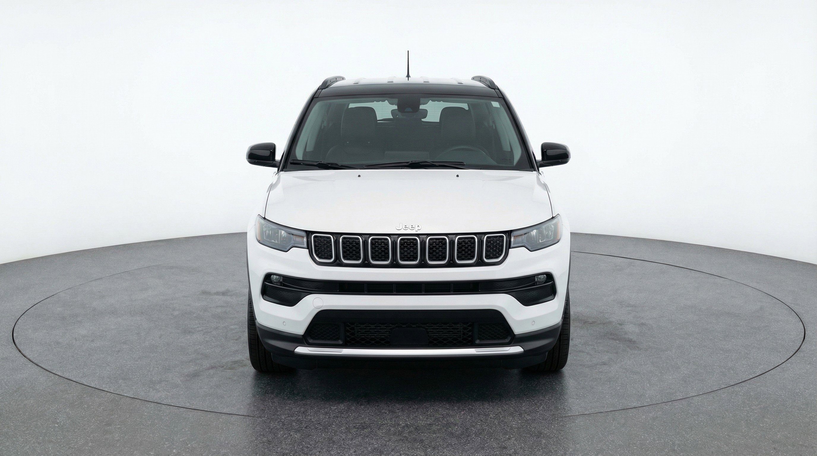 Used 2025 Jeep Compass Limited image 2