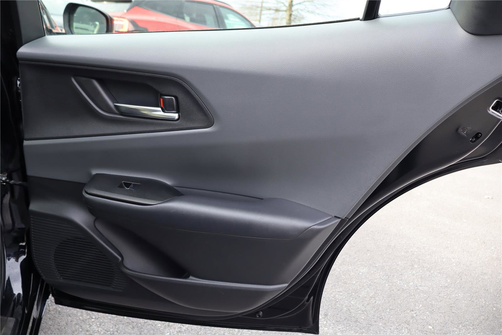 Used 2023 Toyota Prius XLE image 30