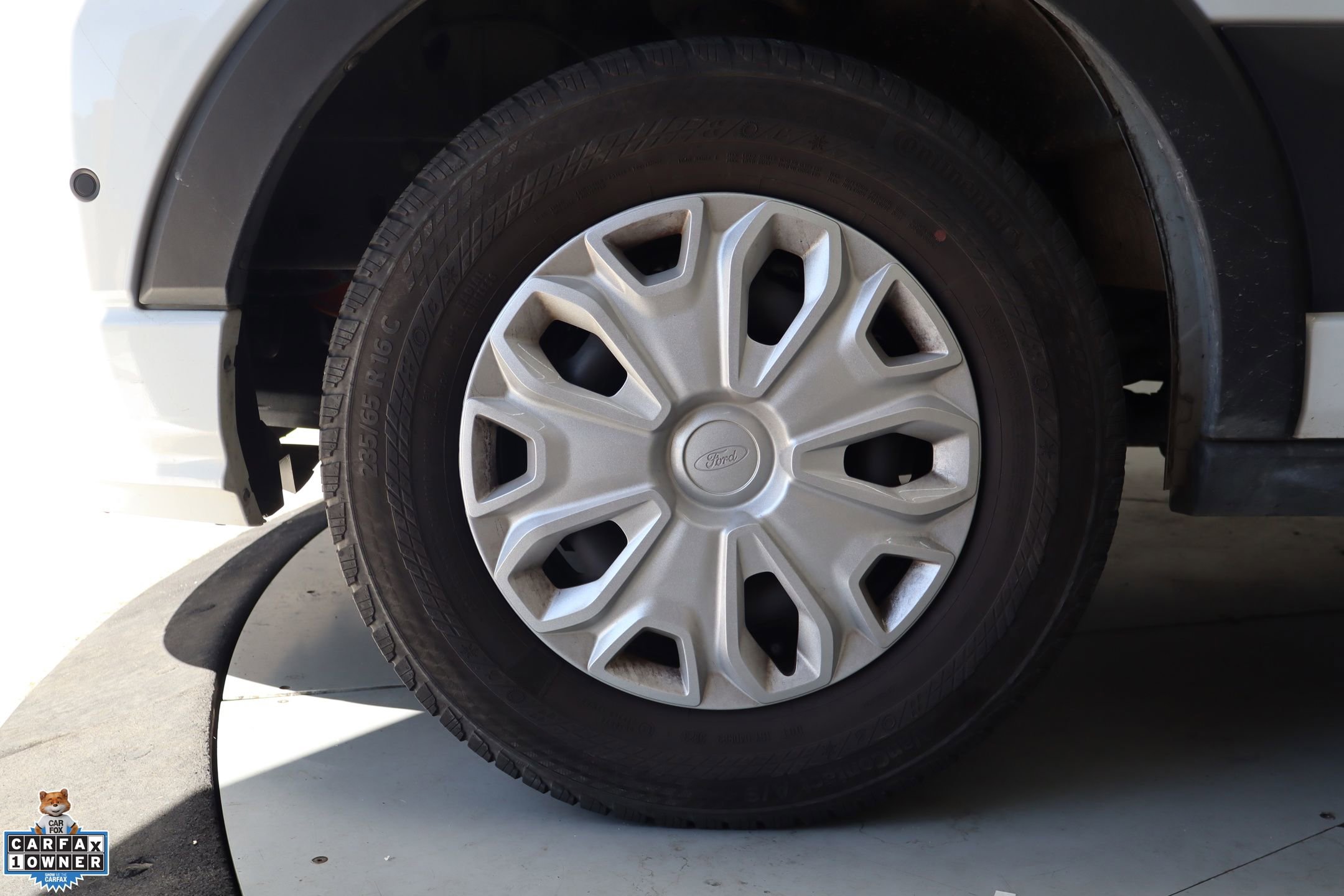 Used 2024 Ford Transit 350 XLT image 10