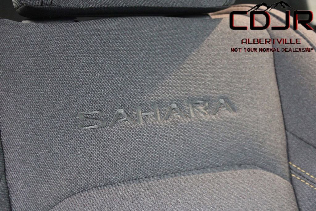 Used 2024 Jeep Wrangler Sahara w/ Technology Group image 18