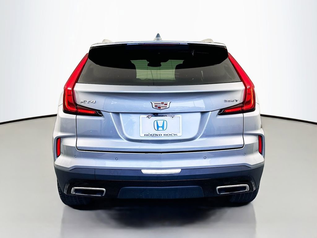 Used 2024 Cadillac XT4 Premium Luxury image 6