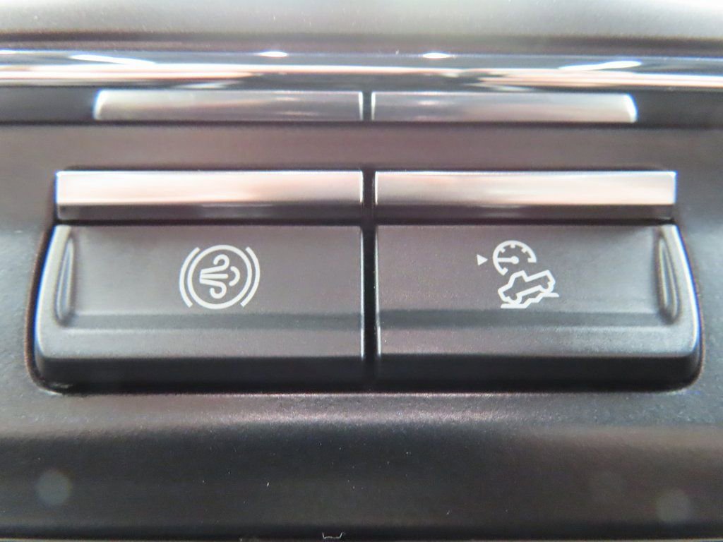 Used 2025 Ford F250 Lariat w/ Lariat Ultimate Package image 72