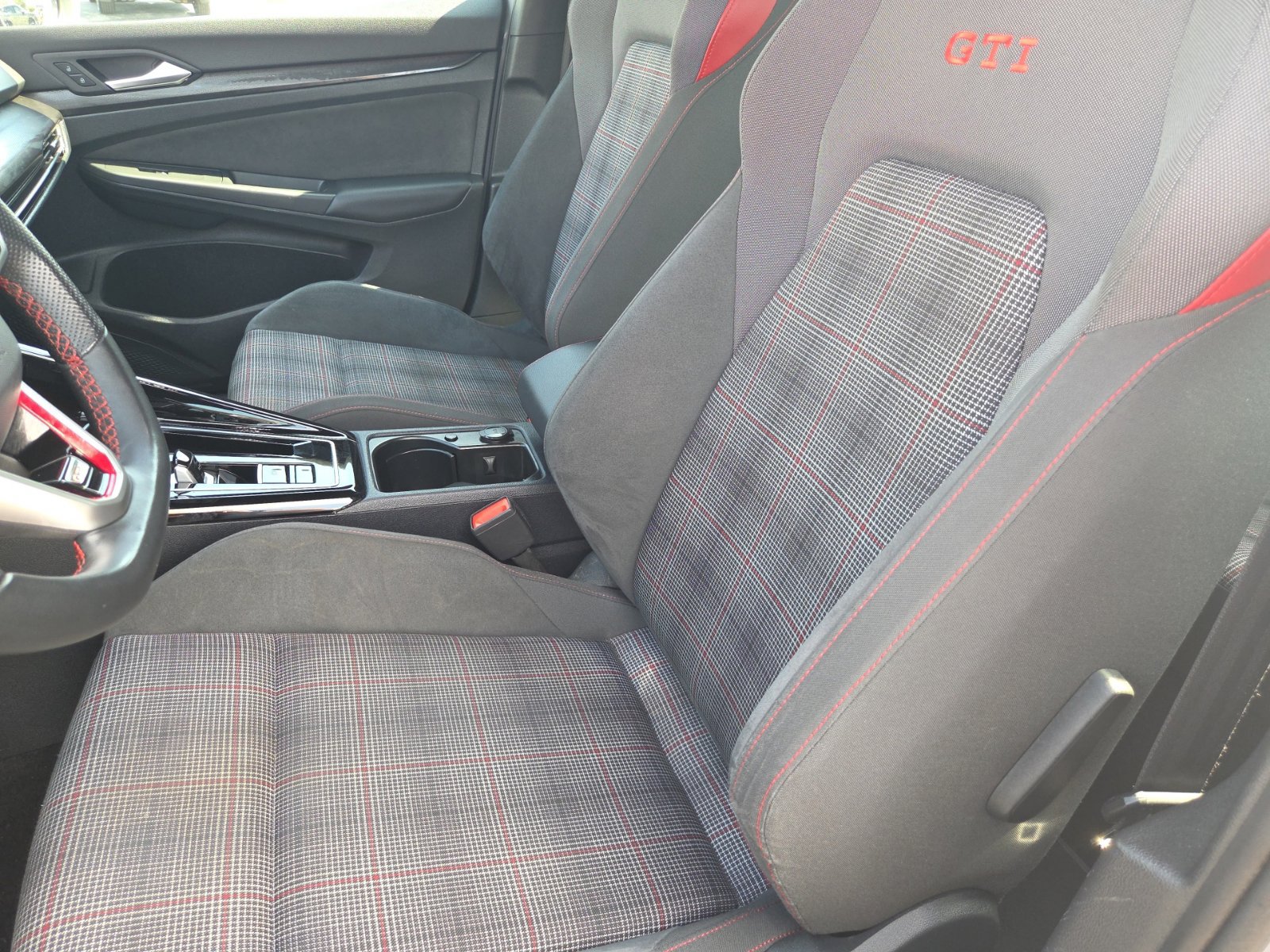 Certified 2024 Volkswagen GTI S FWD image 18
