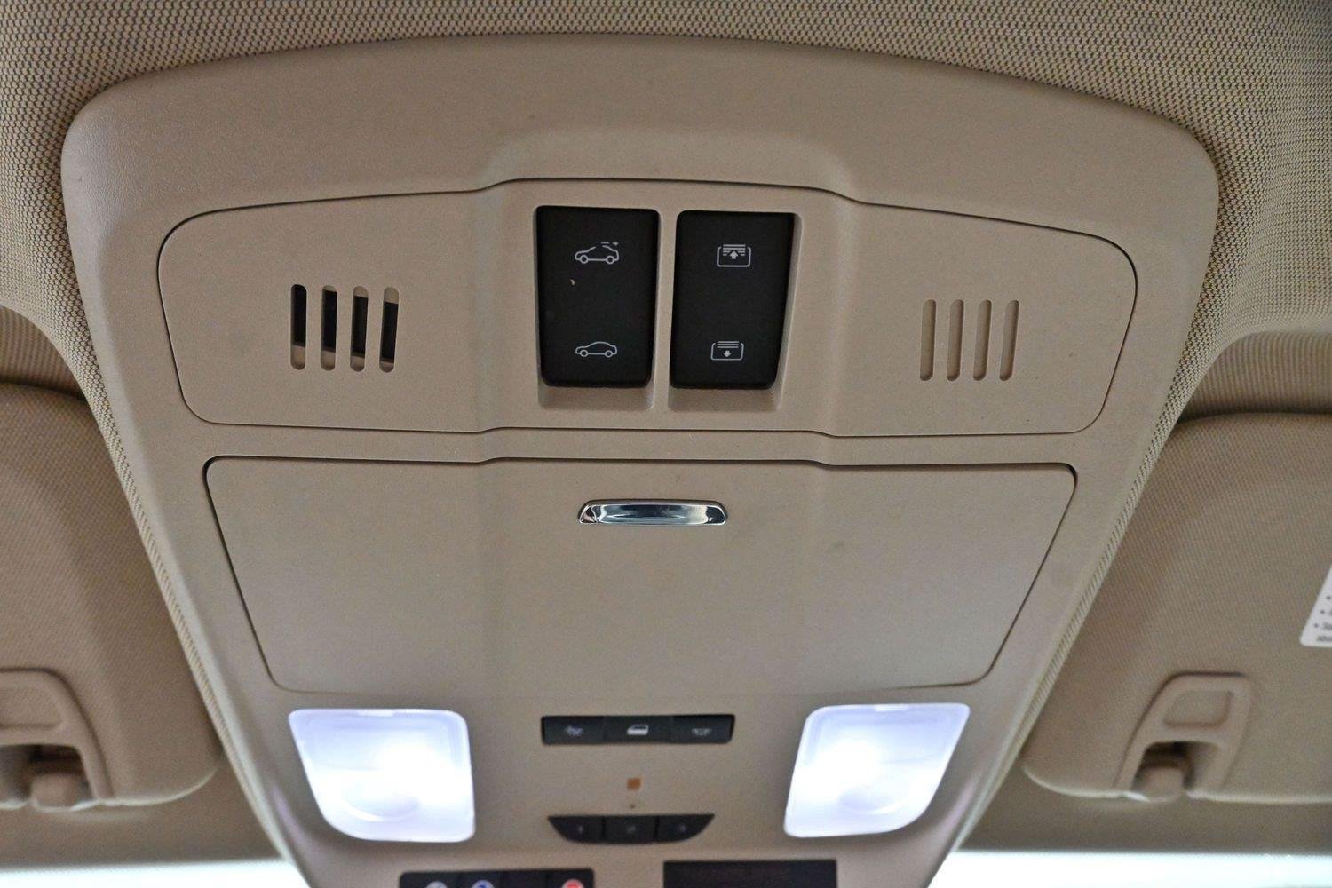 Used 2017 Buick Envision Essence FWD image 31