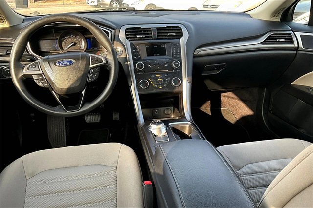 Used 2017 Ford Fusion S image 6