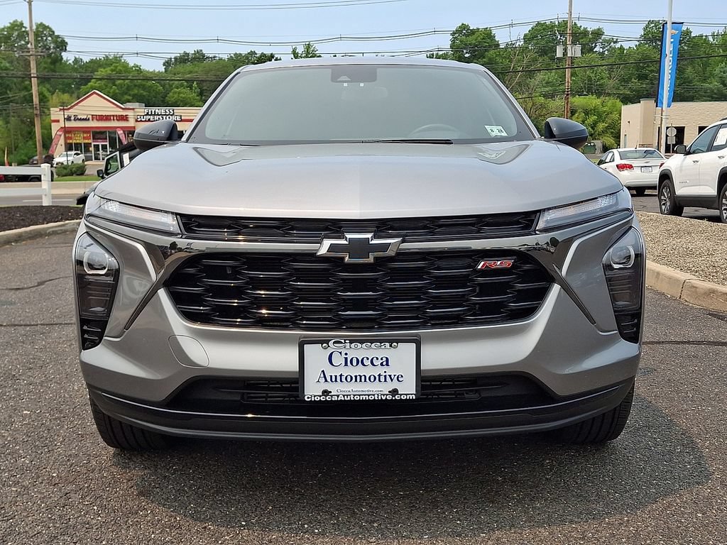 Certified 2024 Chevrolet Trax RS w/ Driver Confidence Package FWD image 5