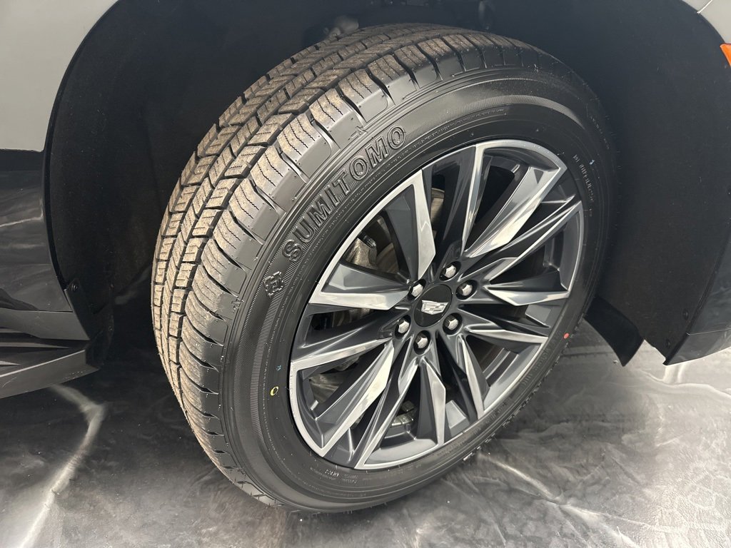 Used 2021 Cadillac Escalade Sport w/ LPO, Illumination Package image 38