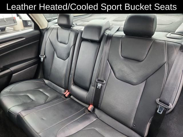 Used 2020 Ford Fusion Titanium image 29
