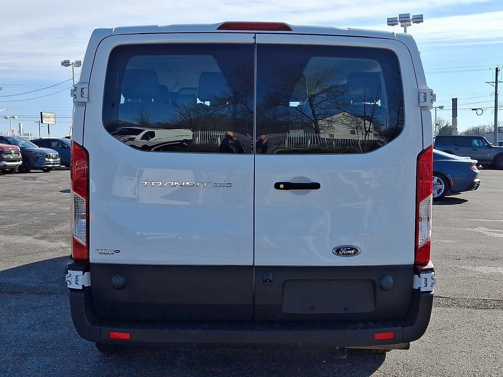 Used 2020 Ford Transit 350 XL image 5