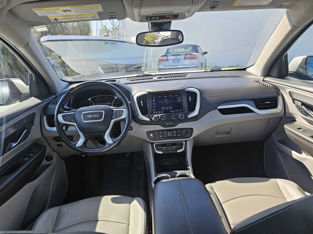 Used 2022 GMC Terrain SLT image 12