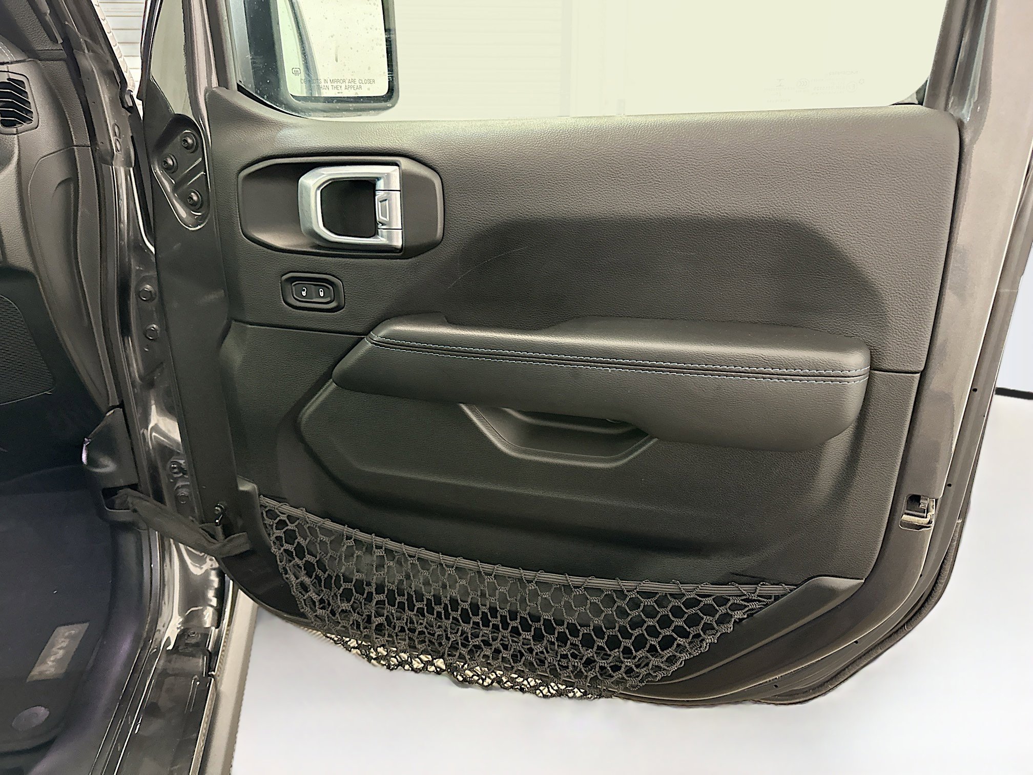 Used 2021 Jeep Wrangler Unlimited Rubicon 4xe w/ Steel Bumper Group image 33