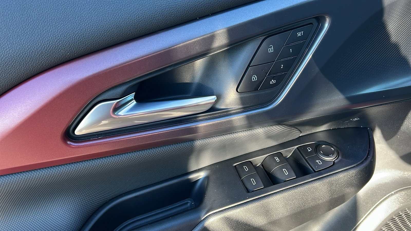 New 2026 Chevrolet Equinox EV RS image 16