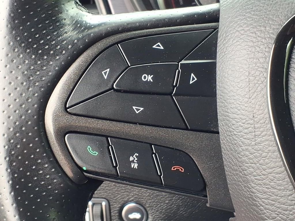 Used 2018 Dodge Challenger R/T RWD image 12
