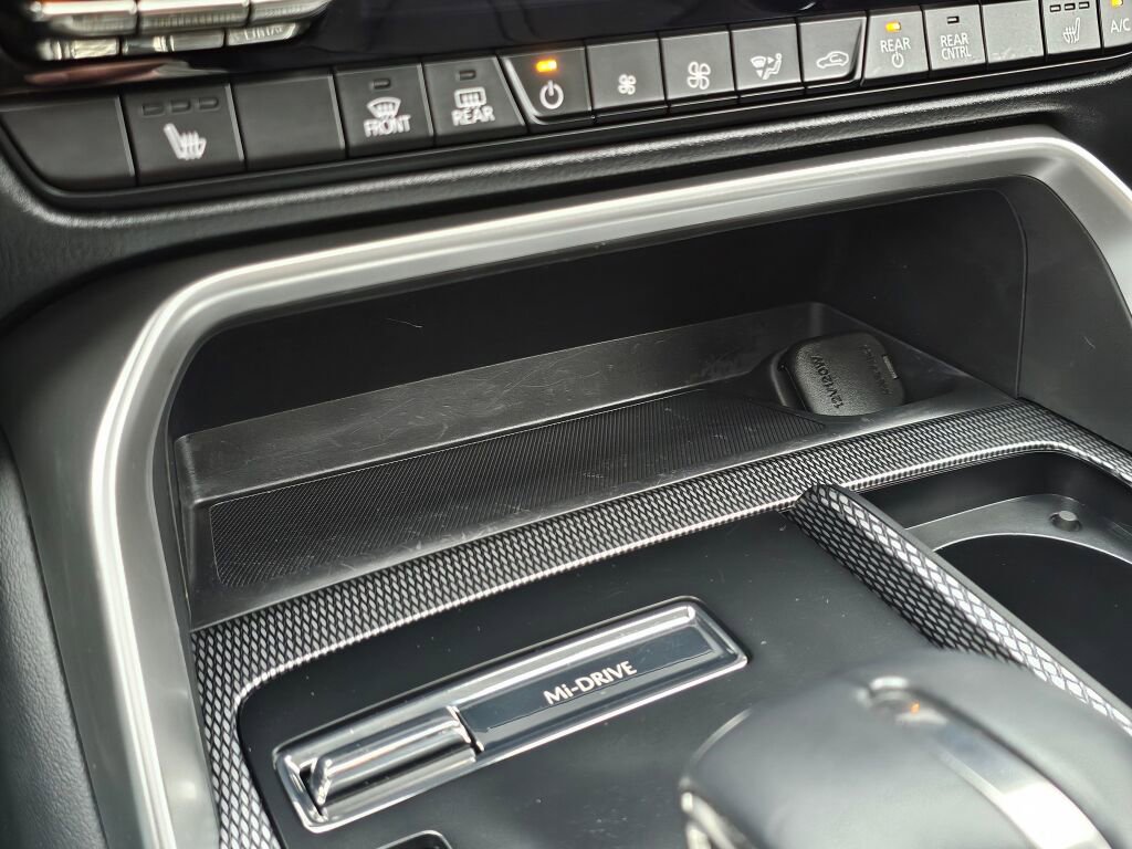 Certified 2024 MAZDA CX-90 Plug-In Hybrid w/ Preferred image 31