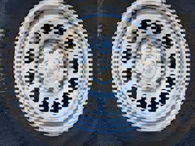 Certified 2024 Chevrolet Colorado W/T image 40