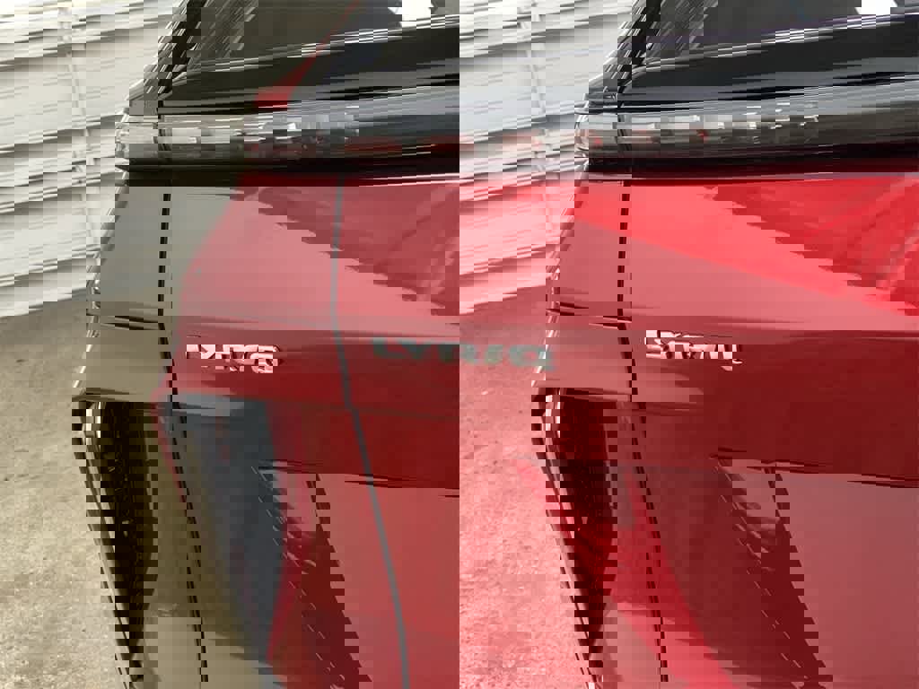 Used 2024 Cadillac Lyriq Luxury w/ LPO, Floor Liner Package image 10