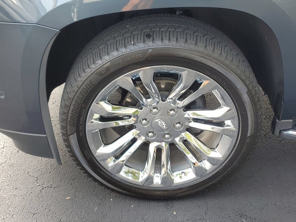 Used 2020 Cadillac Escalade Luxury AWD/4WD image 11