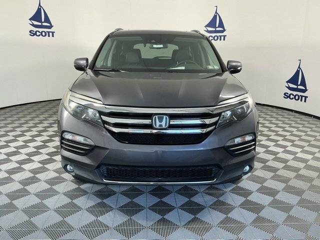 Used 2017 Honda Pilot Elite image 2