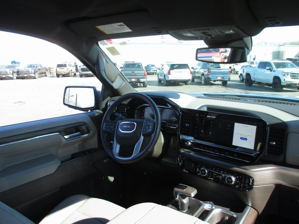 Used 2025 GMC Sierra 1500 SLT w/ SLT Premium Plus Package image 25