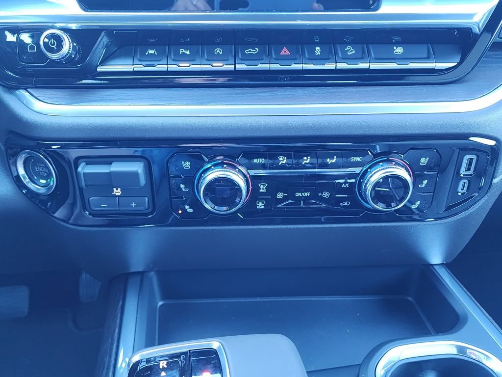 New 2026 GMC Sierra 1500 SLT w/ SLT Premium Plus Package image 29