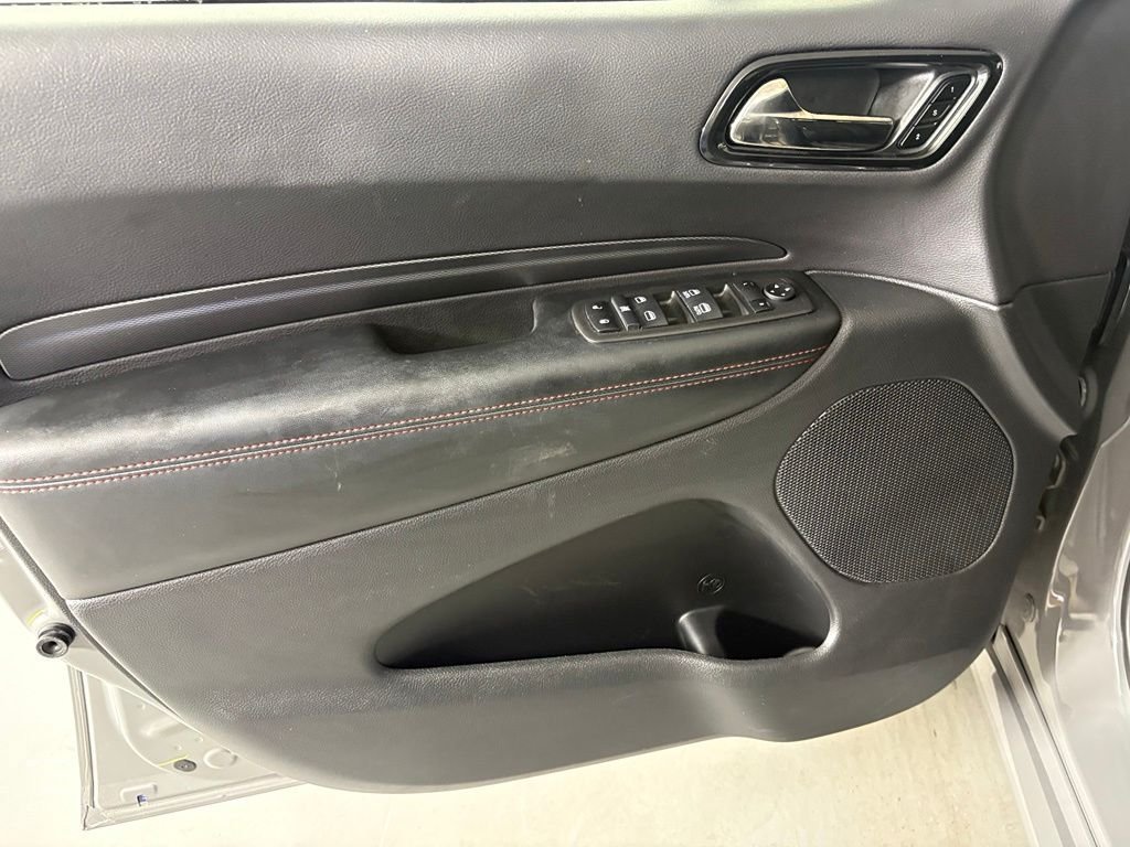 Used 2025 Dodge Durango GT AWD/4WD image 14
