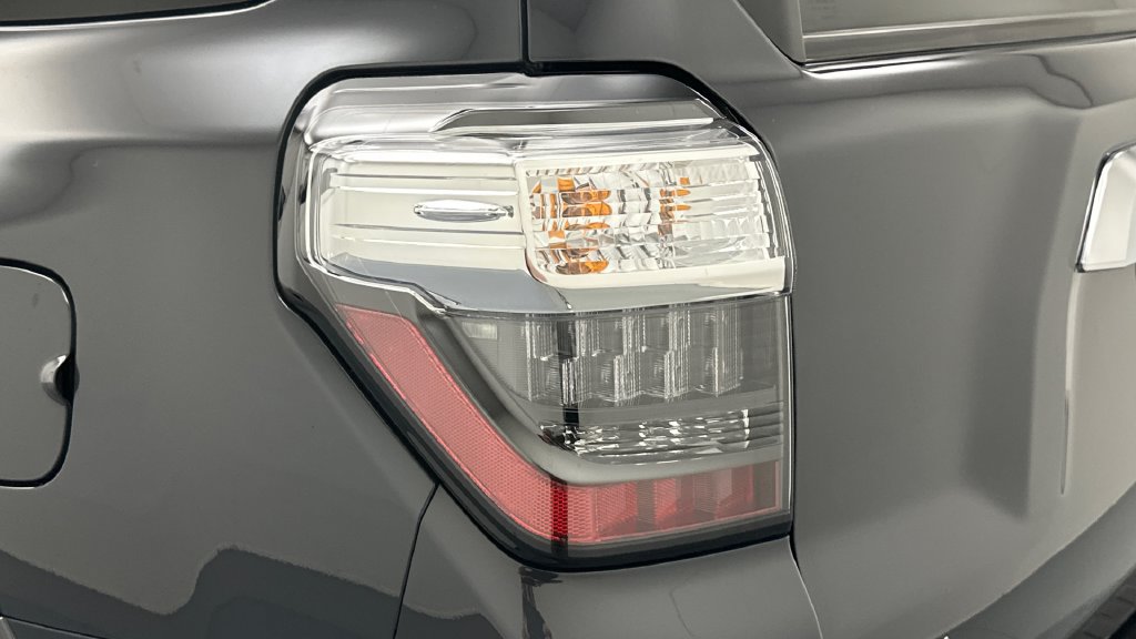Certified 2024 Toyota 4Runner Limited AWD/4WD image 20