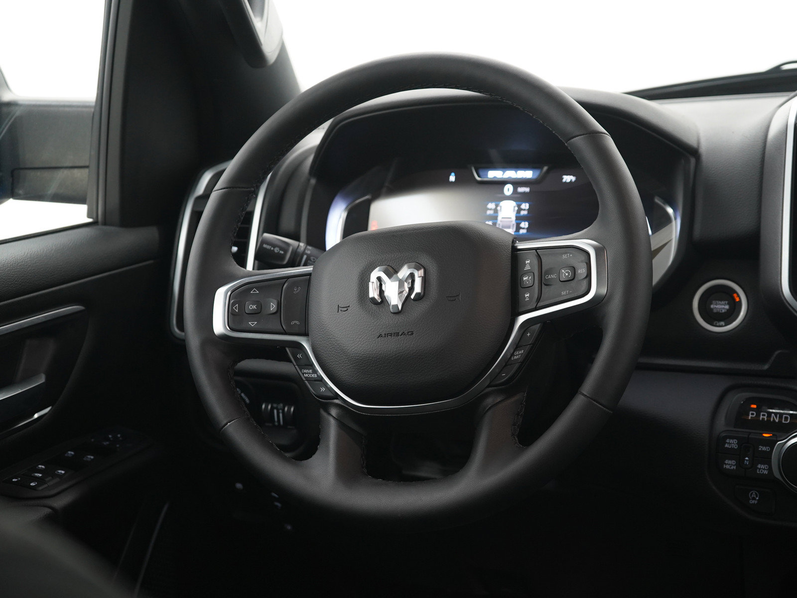 Used 2025 RAM 1500 Big Horn AWD/4WD image 14
