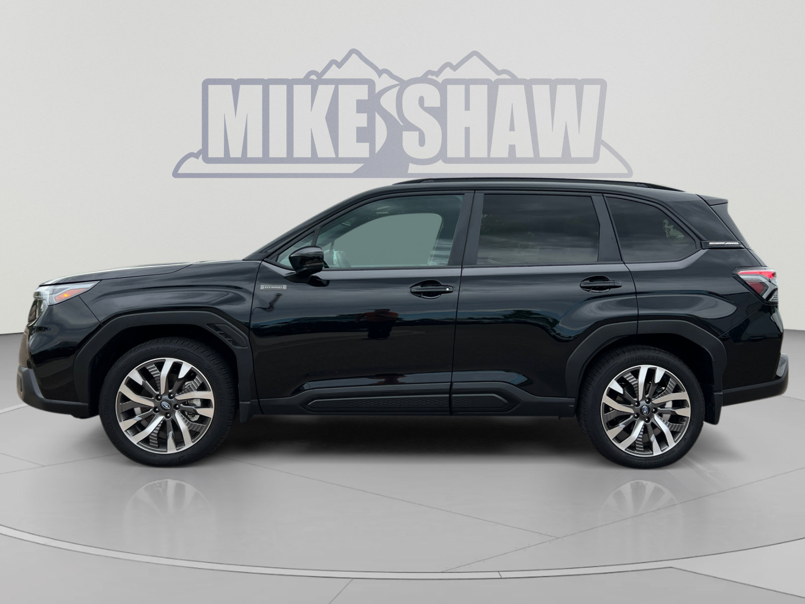 Used 2026 Subaru Forester Touring w/ Touring Hybrid Package AWD/4WD image 2