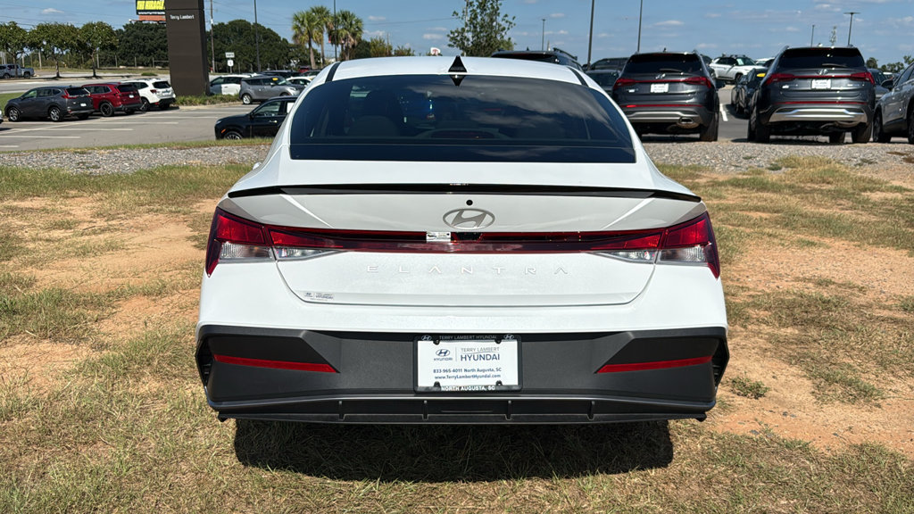 Certified 2026 Hyundai Elantra Sport FWD image 6