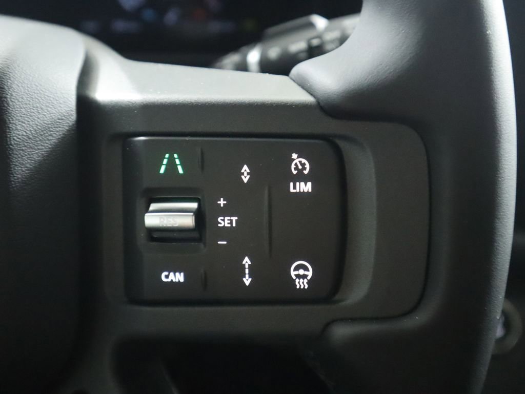 New 2025 Land Rover Defender 110 S AWD/4WD image 13