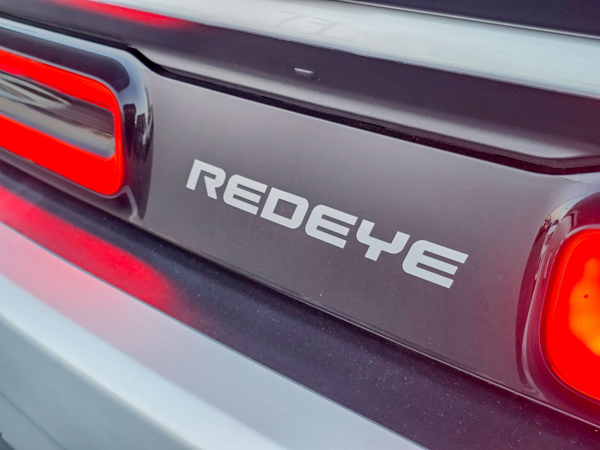 Used 2020 Dodge Challenger SRT Hellcat Redeye image 15