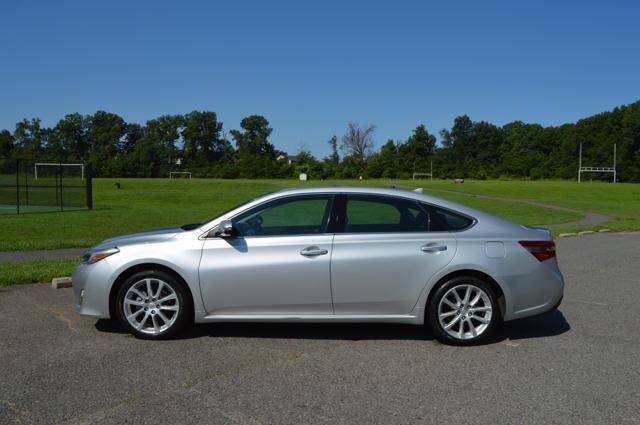 Used 2014 Toyota Avalon Limited FWD image 60