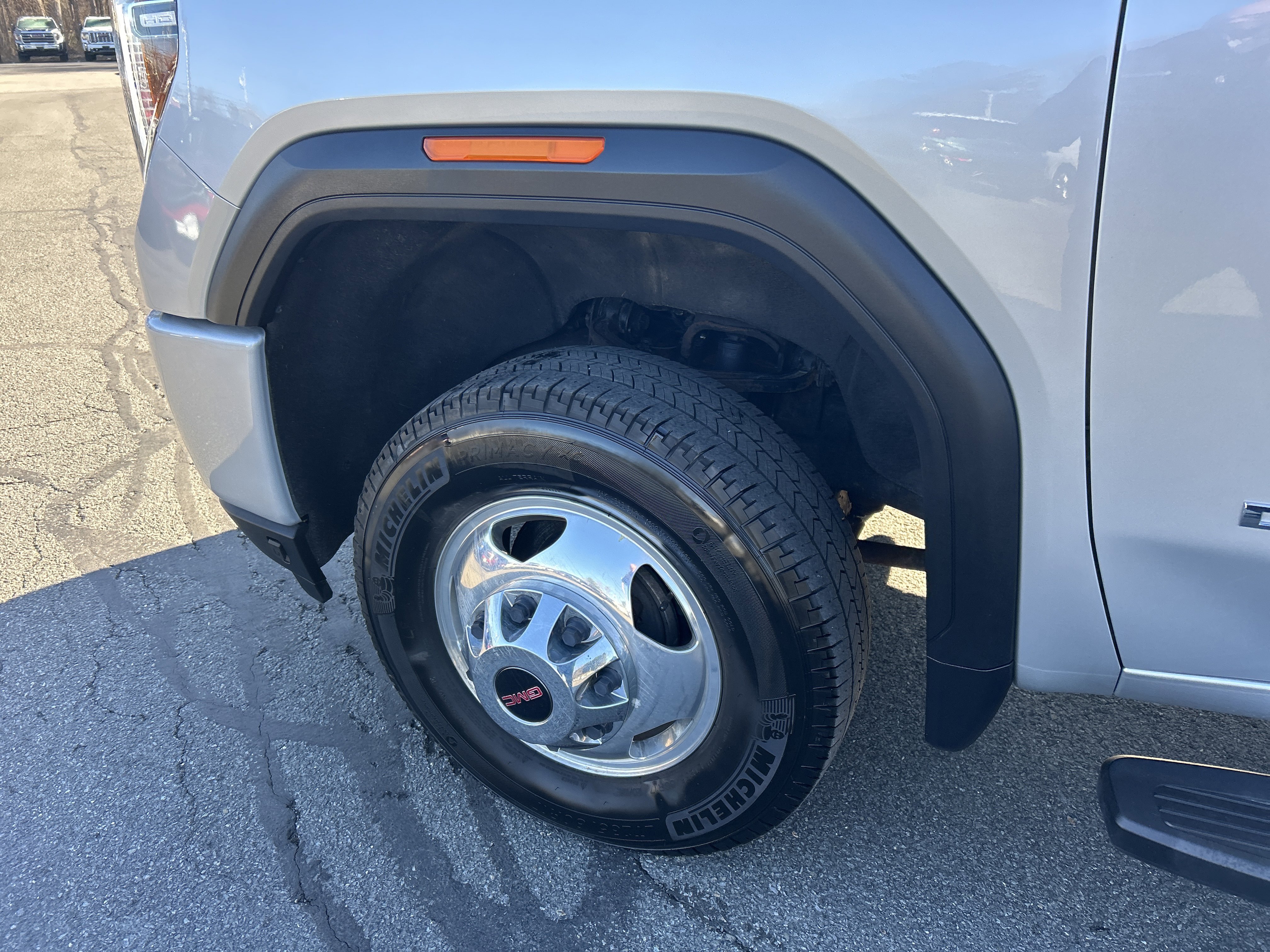 Used 2023 GMC Sierra 3500 Denali w/ Denali Ultimate Package image 5