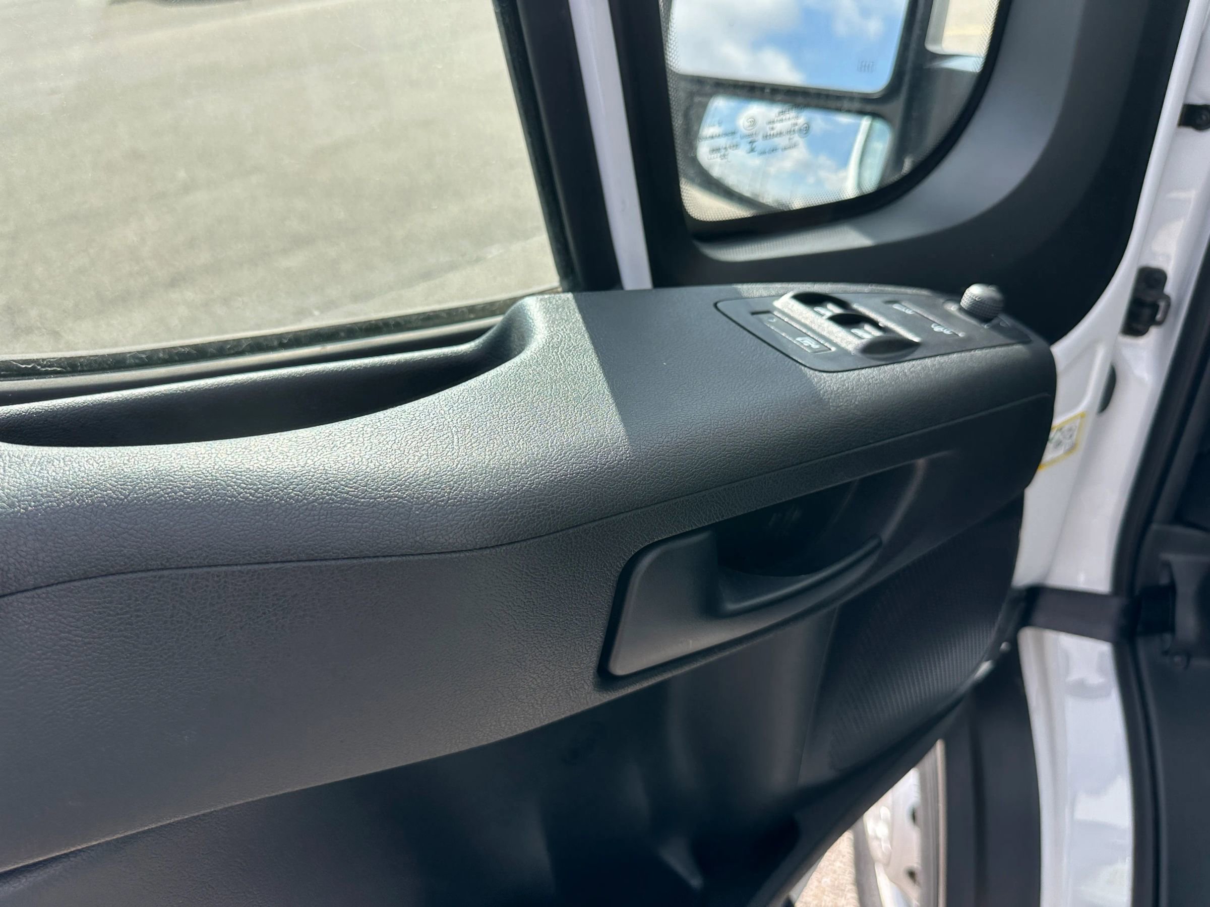 Used 2023 RAM ProMaster 3500 w/ Convenience Group image 16