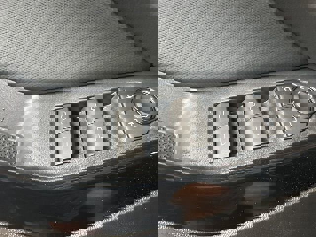 New 2026 Chevrolet Equinox LT w/ Convenience Package II image 28