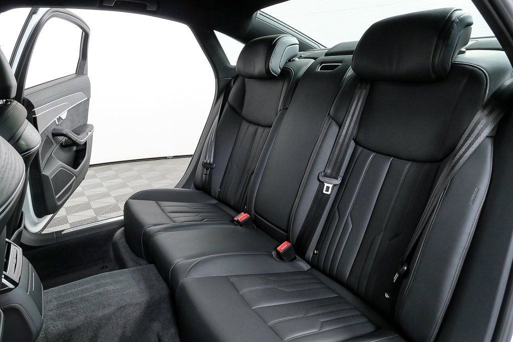 New 2025 Audi A8 L 3.0T image 21