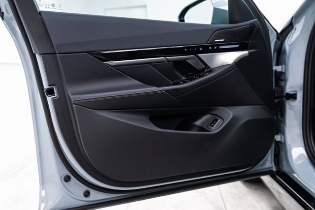 Used 2026 BMW 530i xDrive image 22