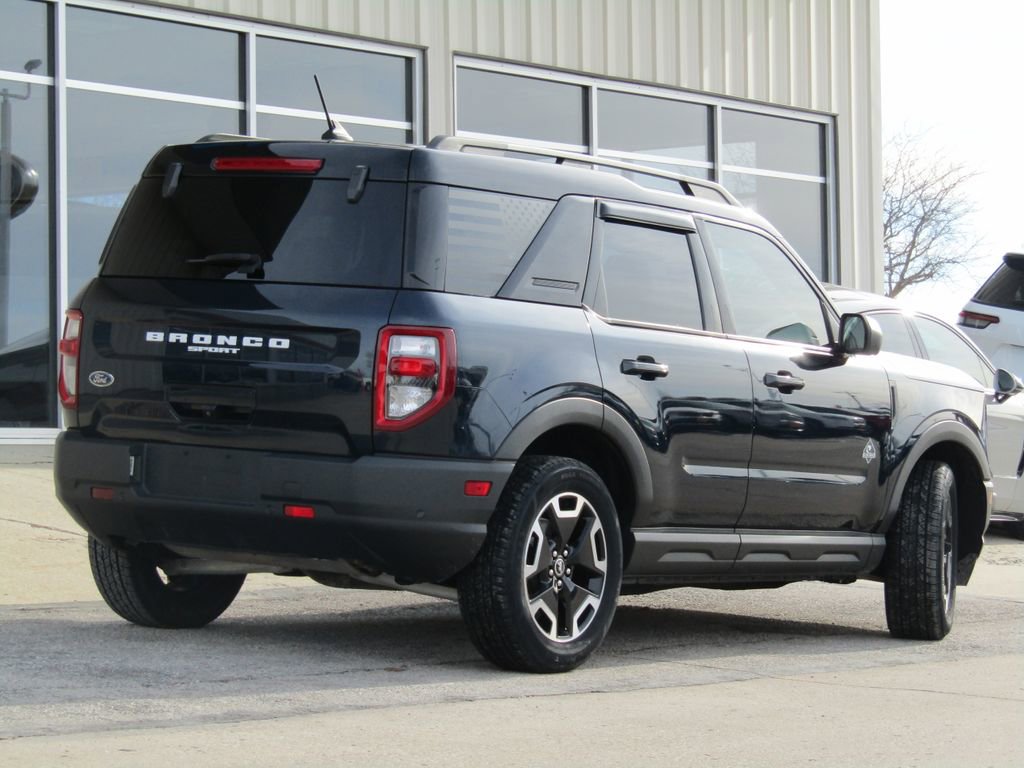 Used 2021 Ford Bronco Sport Outer Banks image 3