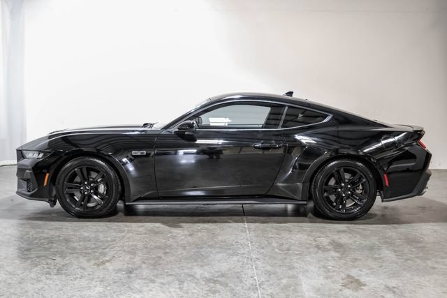 Used 2024 Ford Mustang GT RWD image 13