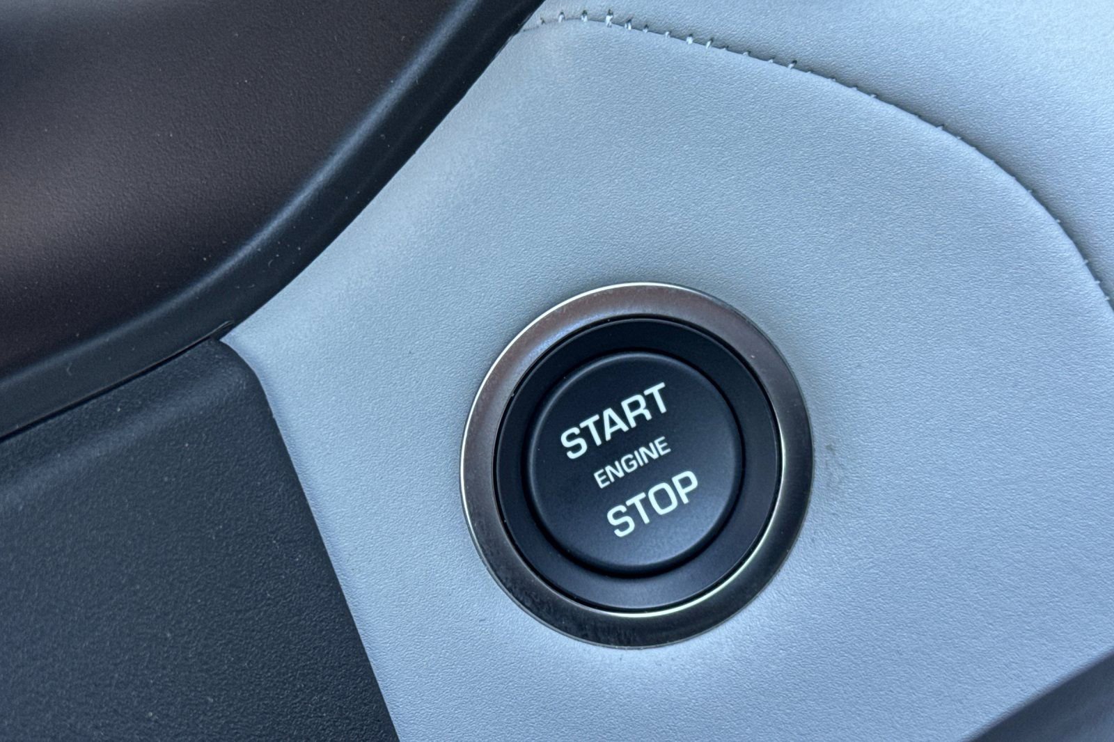 Used 2026 Land Rover Range Rover Velar S image 26